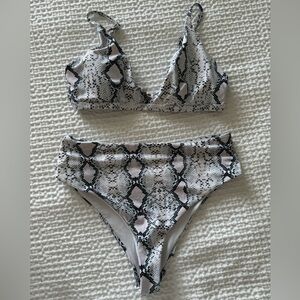 High waisted snakeskin bikini